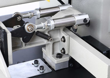 Ayakkabı / Çanta Yüksek Hızlı Dikiş Makinesi, Döşeme Endüstriyel Kapitone Makinesi Tedarikçi